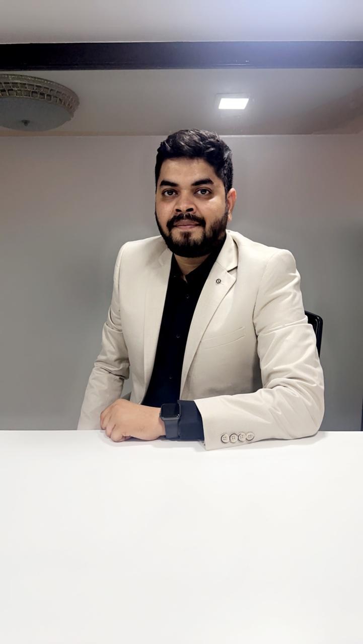 Jitesh Kothari — Director, Crestmont Capital Pvt. Ltd.